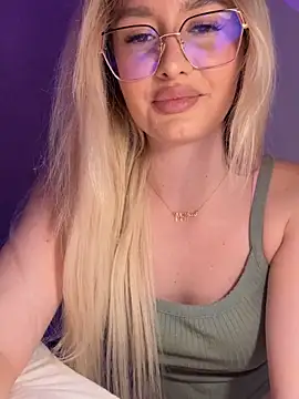 mollyxxx live sex cam