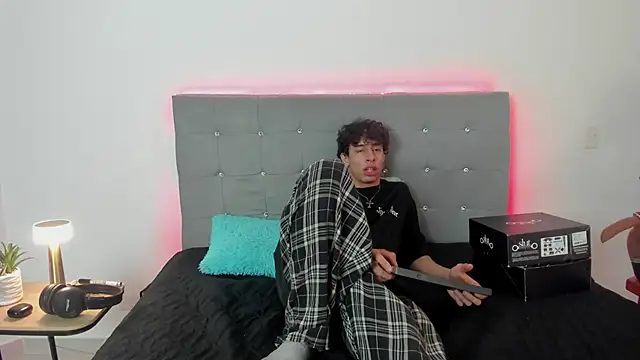 eren_jeager live sex cam