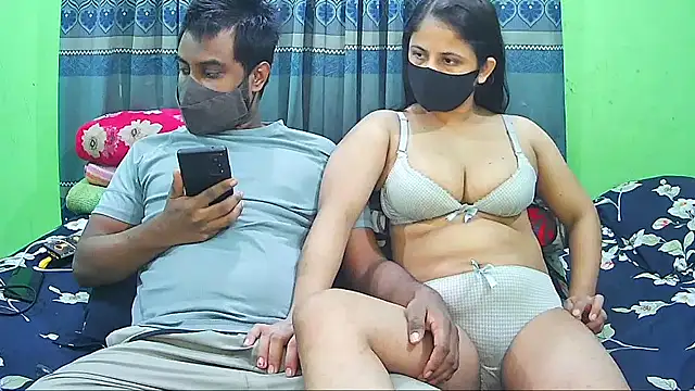 Younger_Couples live sex cam