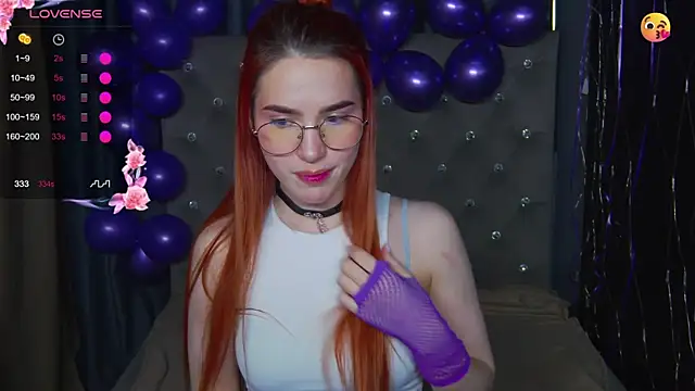 EmilyKents's cam snapshot