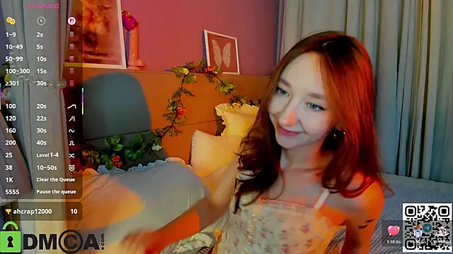 Miche1le_Allenne's cam snapshot