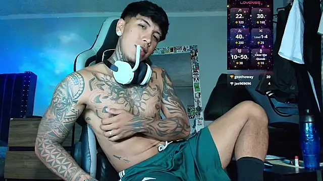 Nickhot0609 live sex cam