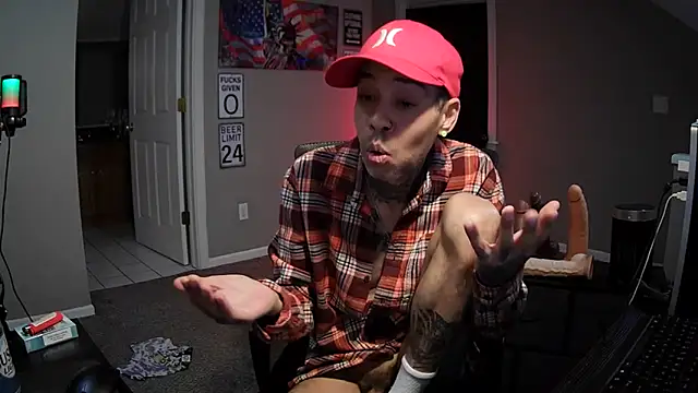 Michigan9000 live sex cam