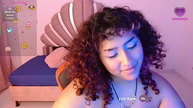 BlueeVelvet live sex cam