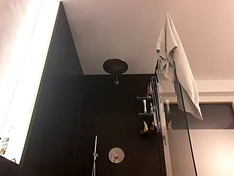 Prinzalbert7@xh live sex cam