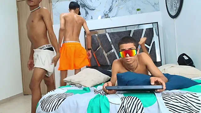 LONDON_BOYS1 live sex cam