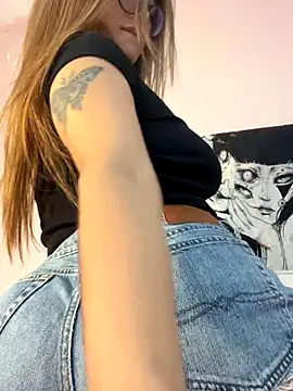 SweetJennaa live sex cam