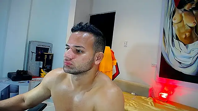 hugo_19cm live sex cam