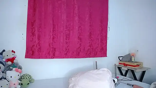 lucky_stricke live sex cam