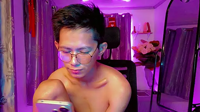 Skinny_BoyMilker69 live sex cam