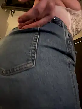 miamellycious live sex cam