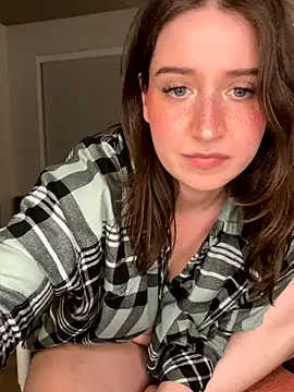 nerdynina live sex cam