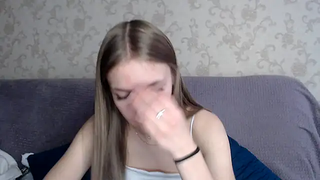 HitGyrl live sex cam