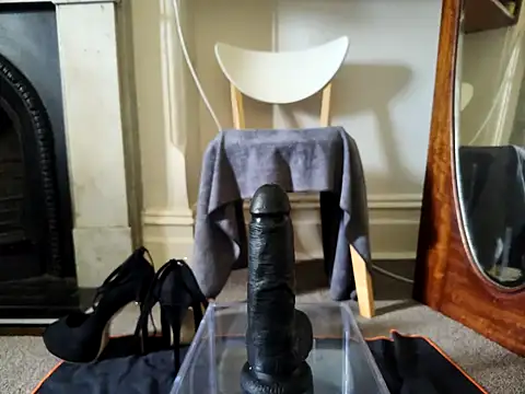 MystiqueRider live sex cam