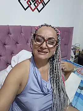 AlessandraLeroy live sex cam