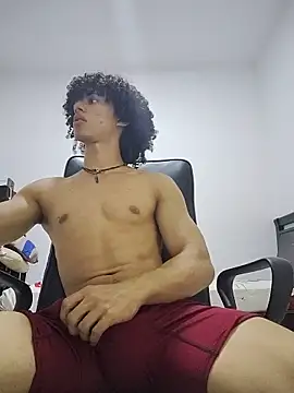 SoloRizo live sex cam