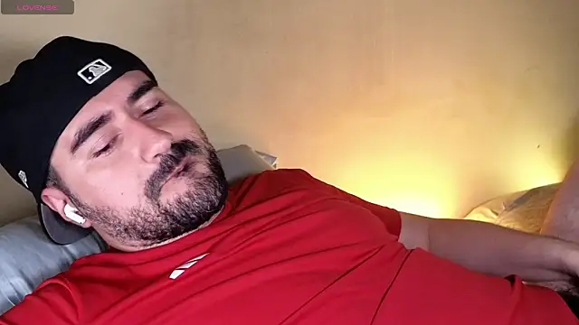 DominantTheo live sex cam