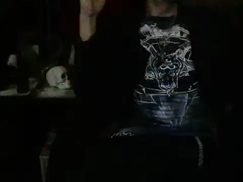 mrdemoncrowly live sex cam
