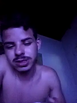 Caiomoretto live sex cam