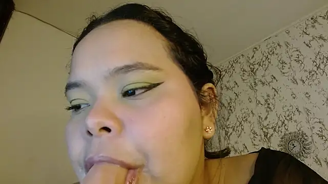 sexychubby___ live sex cam