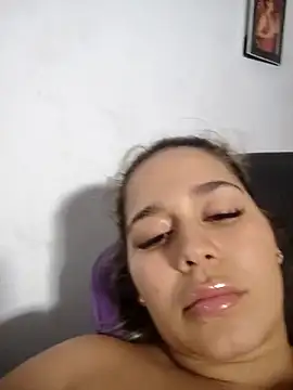 LaurenWelly_ live sex cam