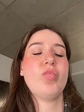 nerdynina live sex cam