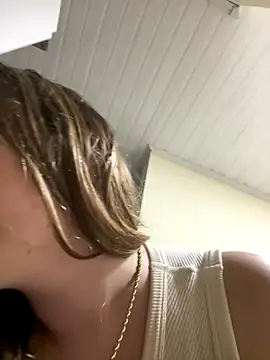 SafadaJS's cam snapshot