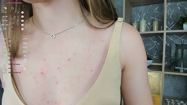 ElenoreReth live sex cam