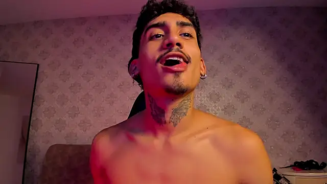 Mr_Strike live sex cam