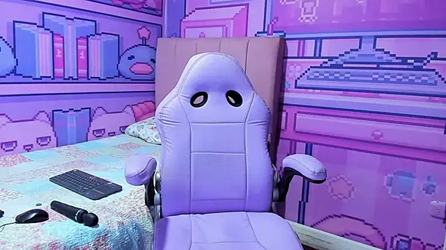 _18_laura's cam snapshot