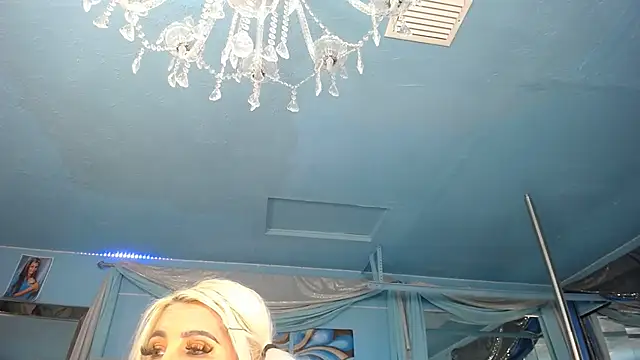 ADRIANNA_FOX live sex cam