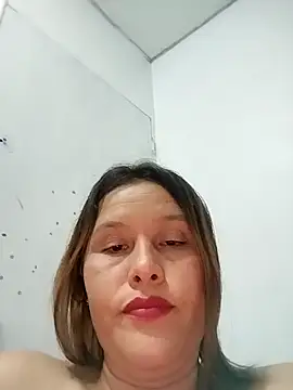 Paola-Lond's cam snapshot