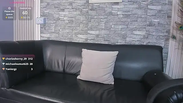 blaze_phoenix live sex cam