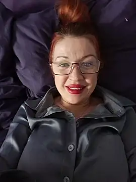 KiraXTender live sex cam