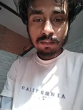 Poojadick live sex cam