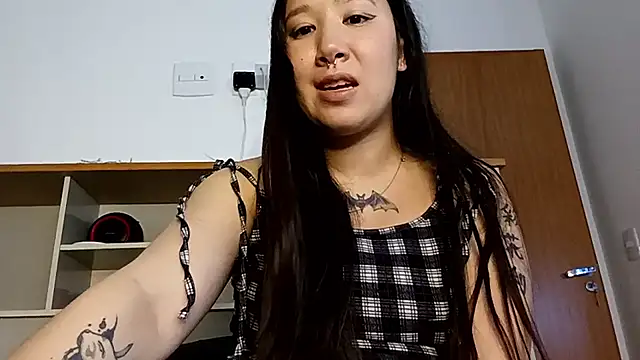 Japabaixinha live sex cam