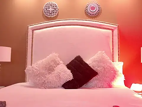 LaadyScarlett's cam snapshot