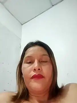 Paola-Lond's cam snapshot