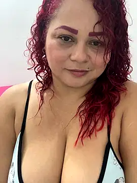 Candy_red_hot's cam snapshot