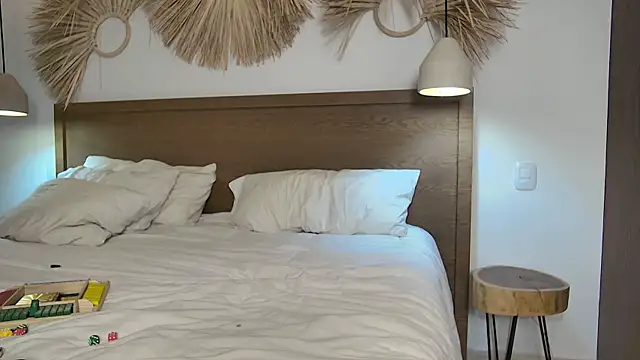 LunarAngel_'s cam snapshot