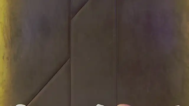 MarilynNova's cam snapshot