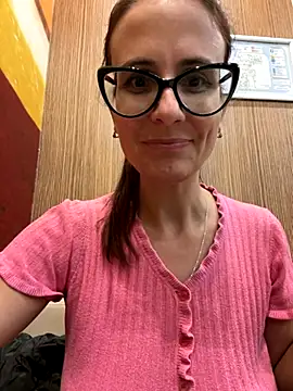 NataKitten live sex cam