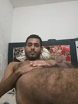 MaximoSualteza777 live sex cam