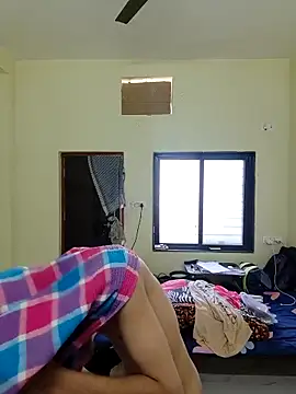 yashzae's cam snapshot