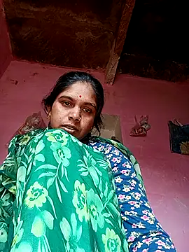 Chanchal_ji's cam snapshot