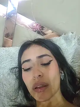 AliceMiller_2's web cam