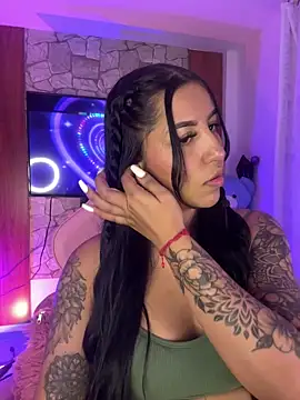 Tamara_Roberts1's cam snapshot