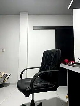 17-ABBY_01's cam snapshot