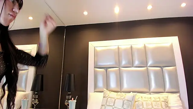 athziry_g's cam snapshot