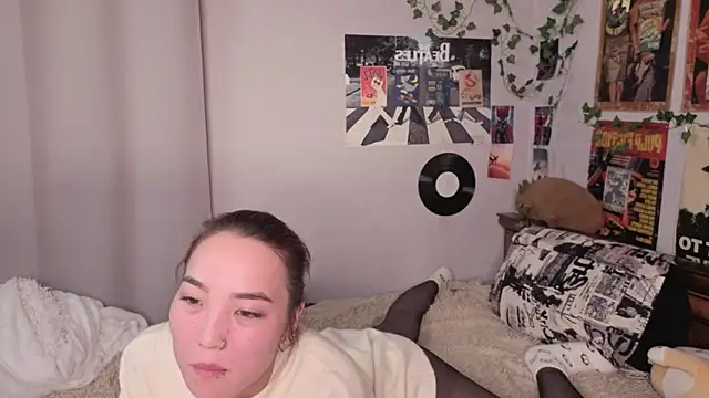 OdetteBiddy live sex cam